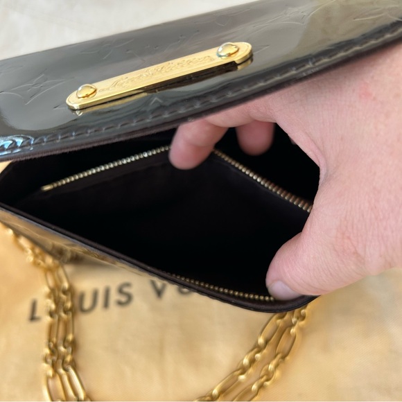 Louis Vuitton Amarante Monogram Vernis Bel Air Pochette Bag - Picture 12 of 15